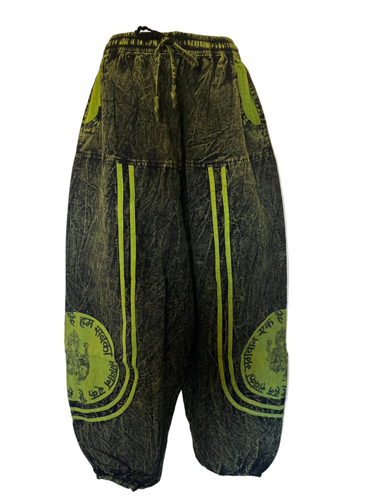 🌈 “Flowy, comfy & full of boho charm 🌿 Perfect for yoga, travel, or chill days — made with love in Nepal 💫 #BohoHaremPants #EthicalFashion”